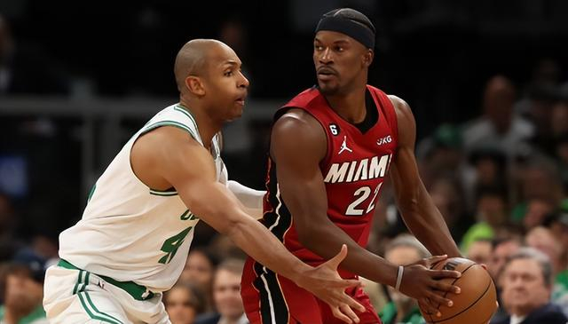 都在为自己 都在为自己